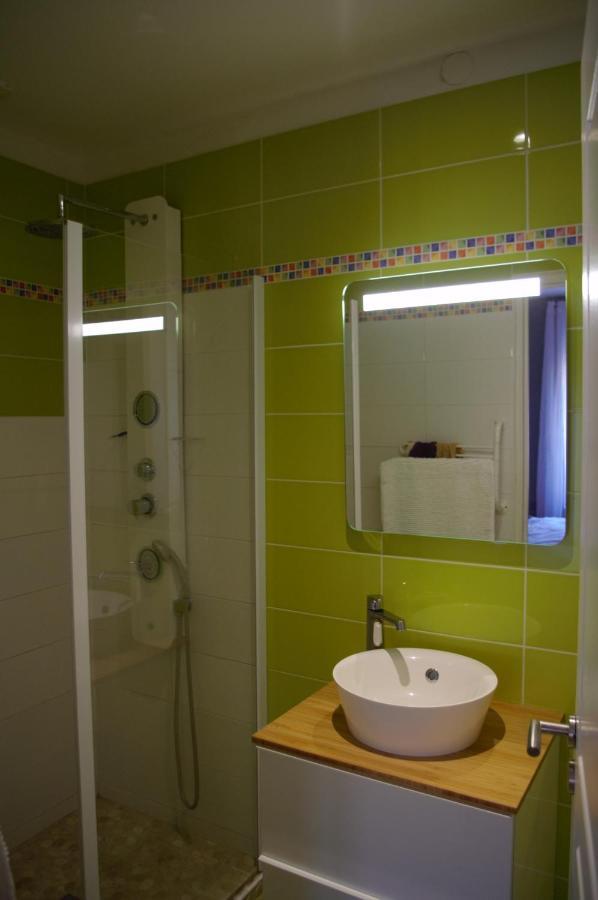 La Maison De L Artiste - Chambres D'Hotes A Verdun - Avec Jacuzzi Exterior photo